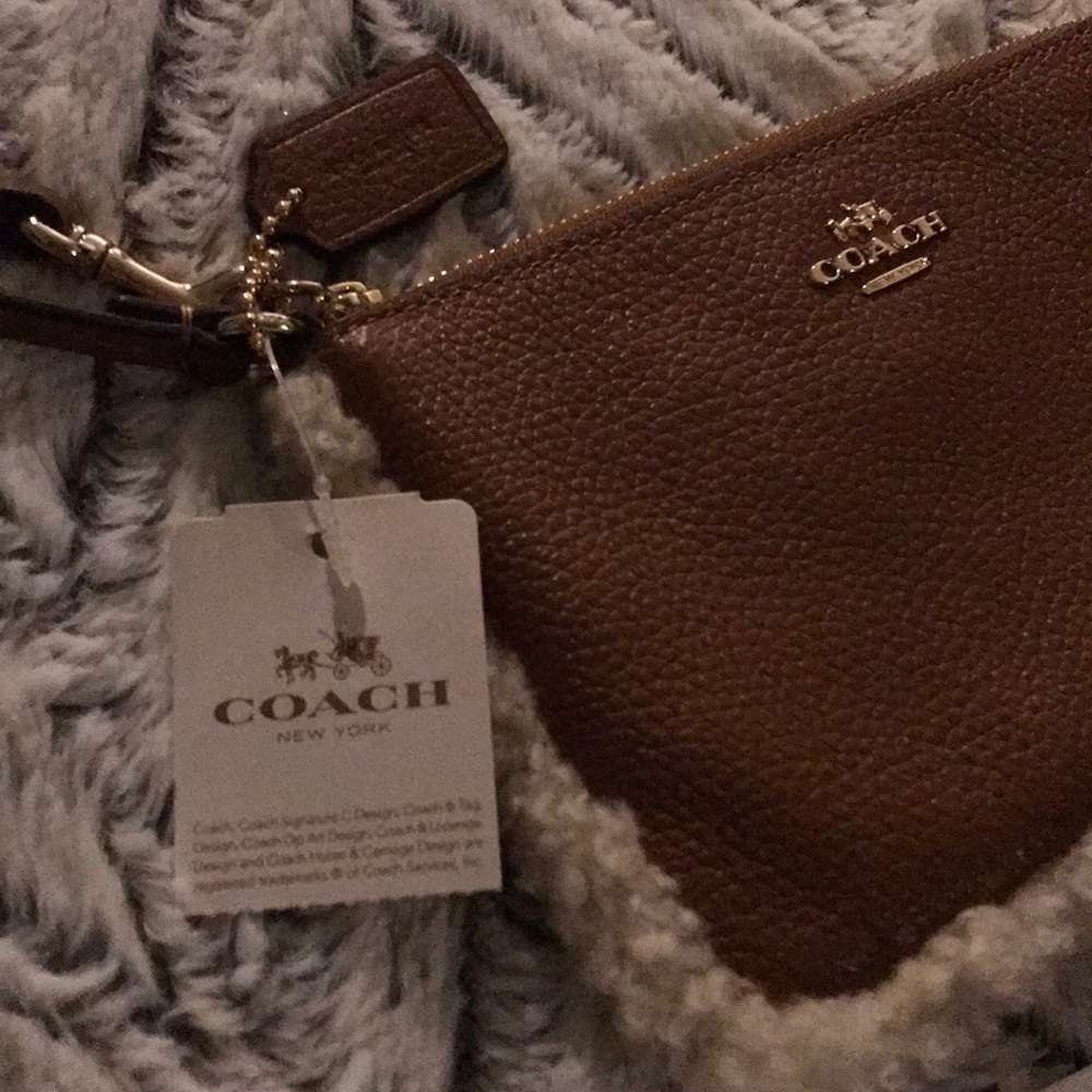 Coach Wristlet - Picture 4 of 4